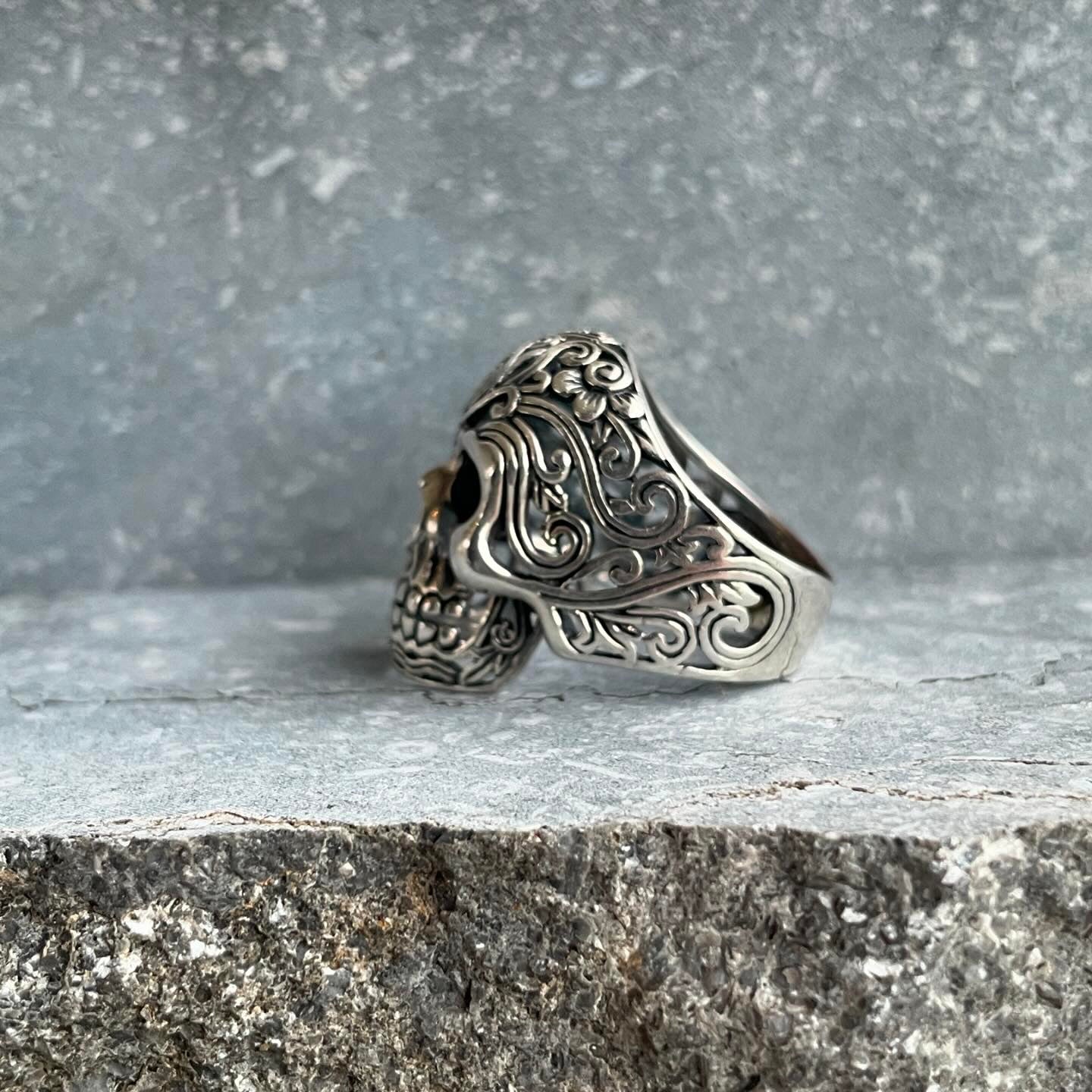 El Muerto Mexican skull ring