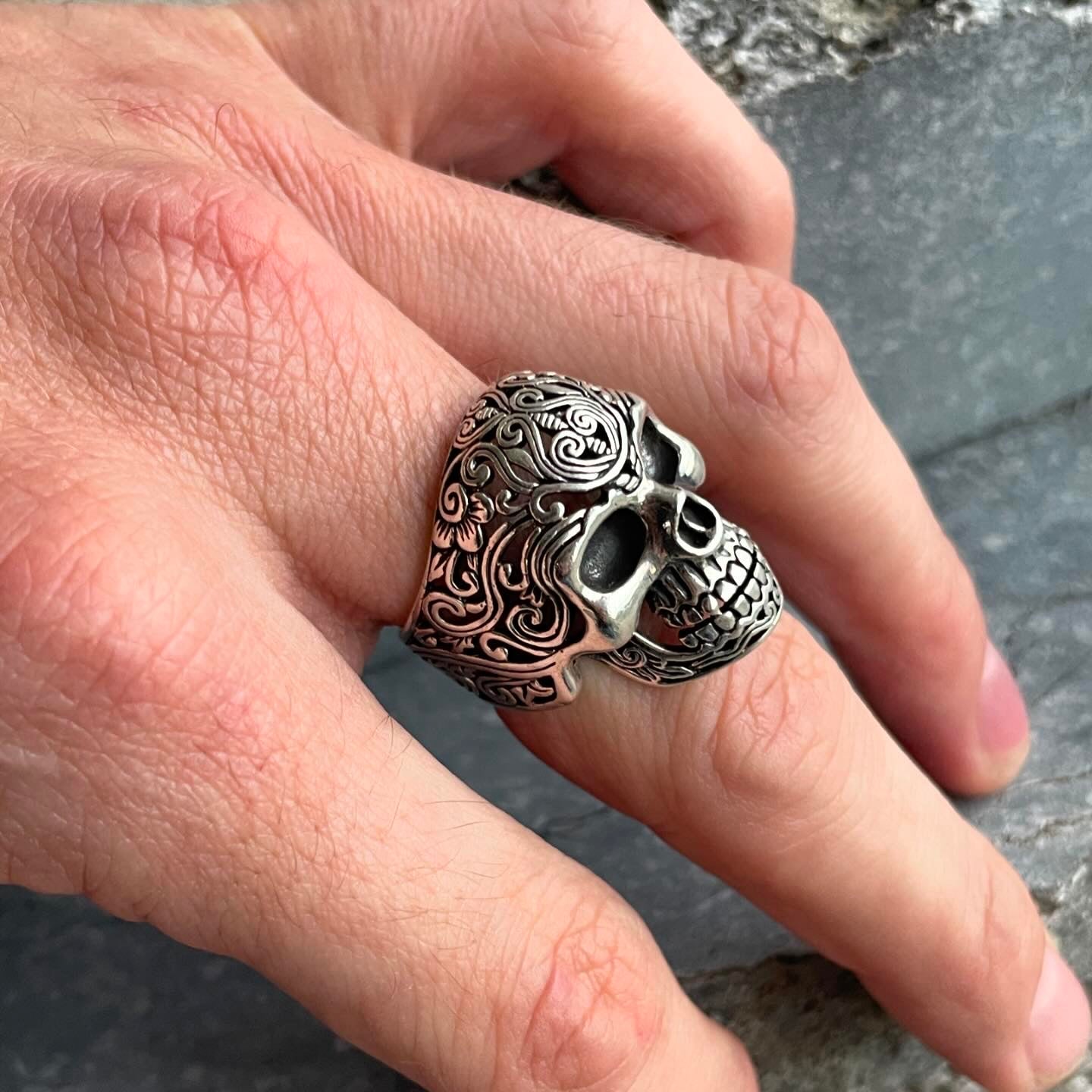 El Muerto Mexican skull ring